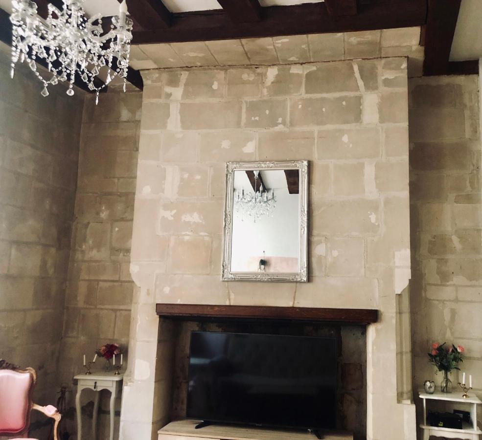 Charme D'Ancien Au Coeur De Vieux-Tours Apartment Екстериор снимка